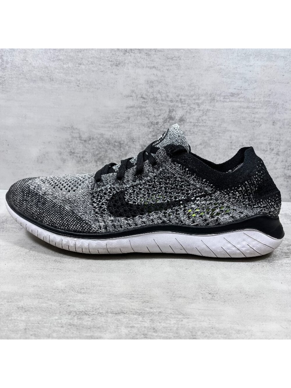 Nike Free RN Flyknit 2018 Running Shoes - Men's Size 9.5 - Oreo Black White